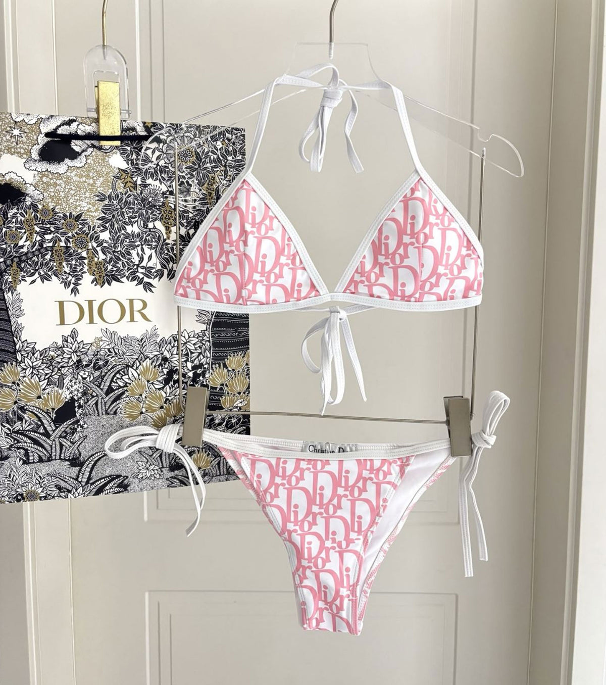 Бански от две части