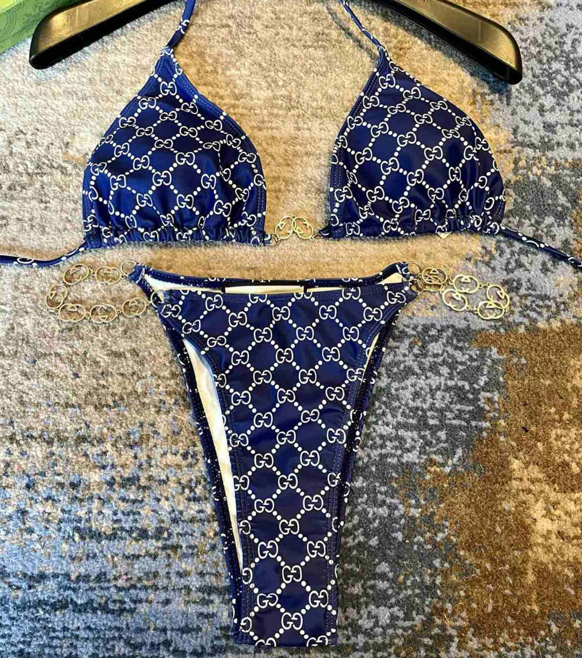 Бански от две части