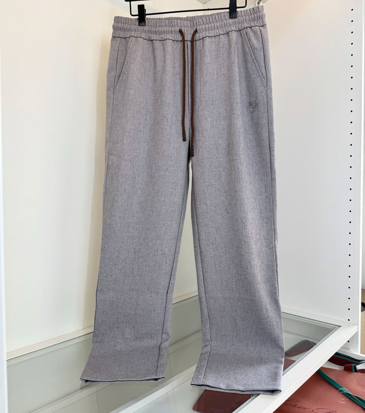 Прав панталон