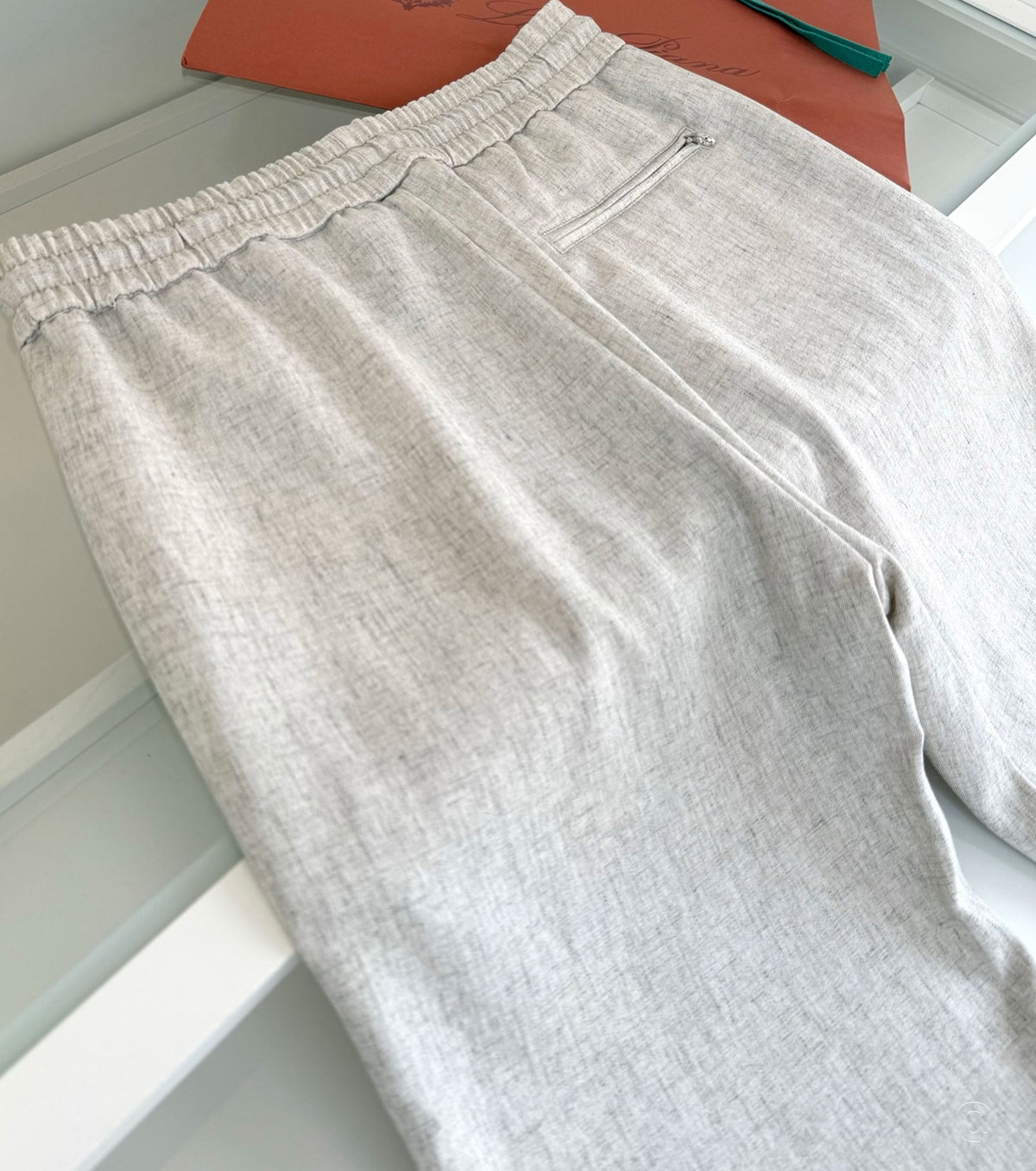 Прав панталон