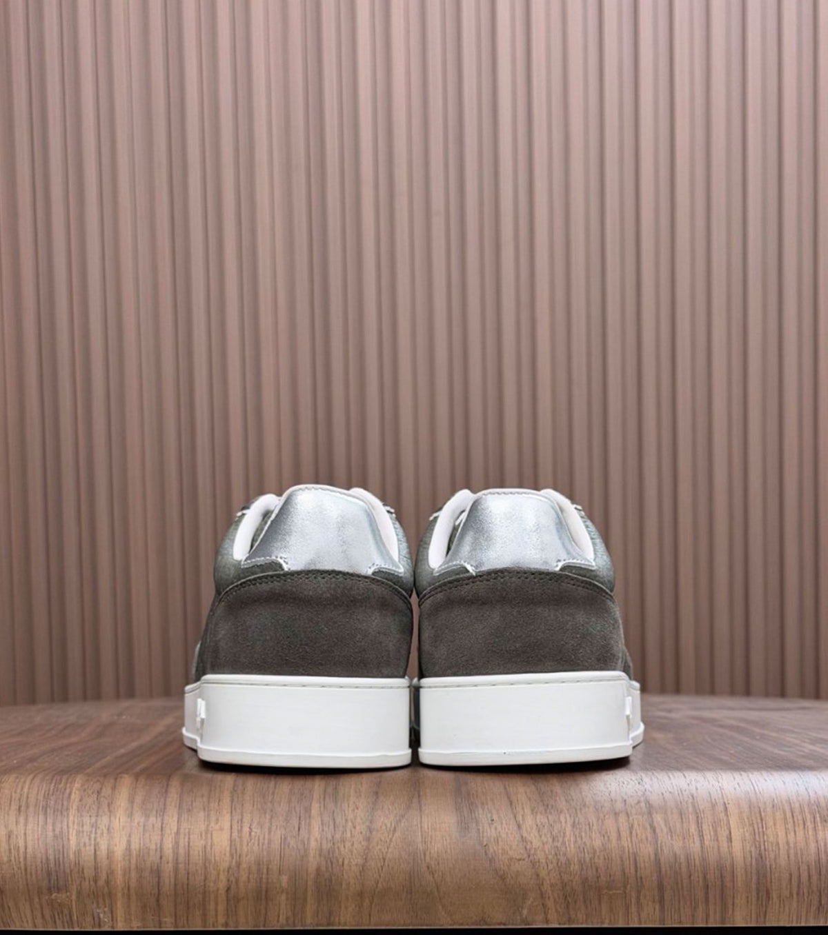 Кожени маратонки