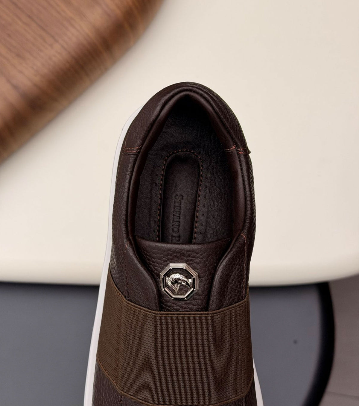 Кожени маратонки