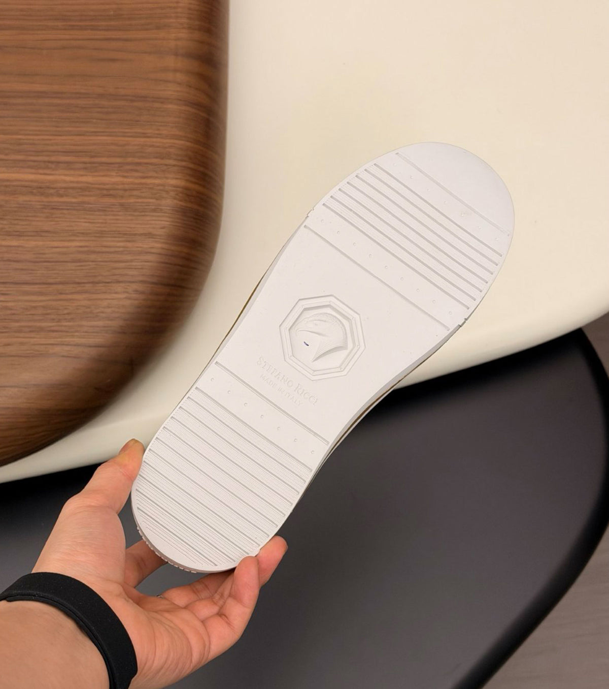 Кожени маратонки