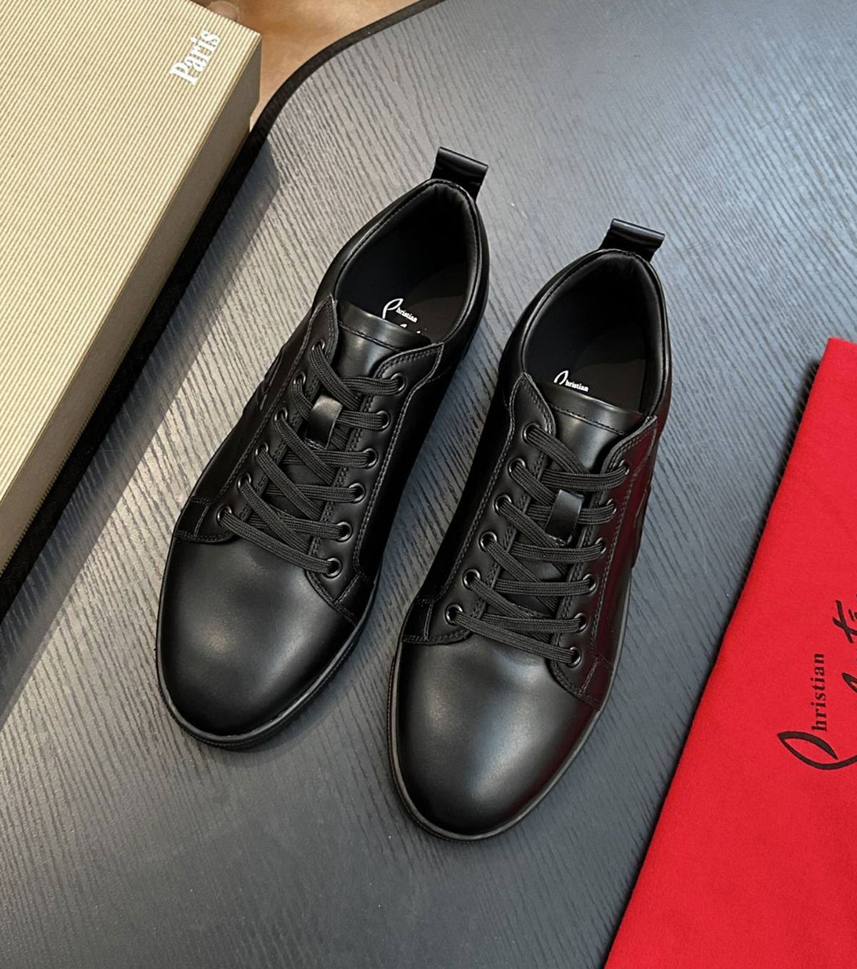 Leather sneakers