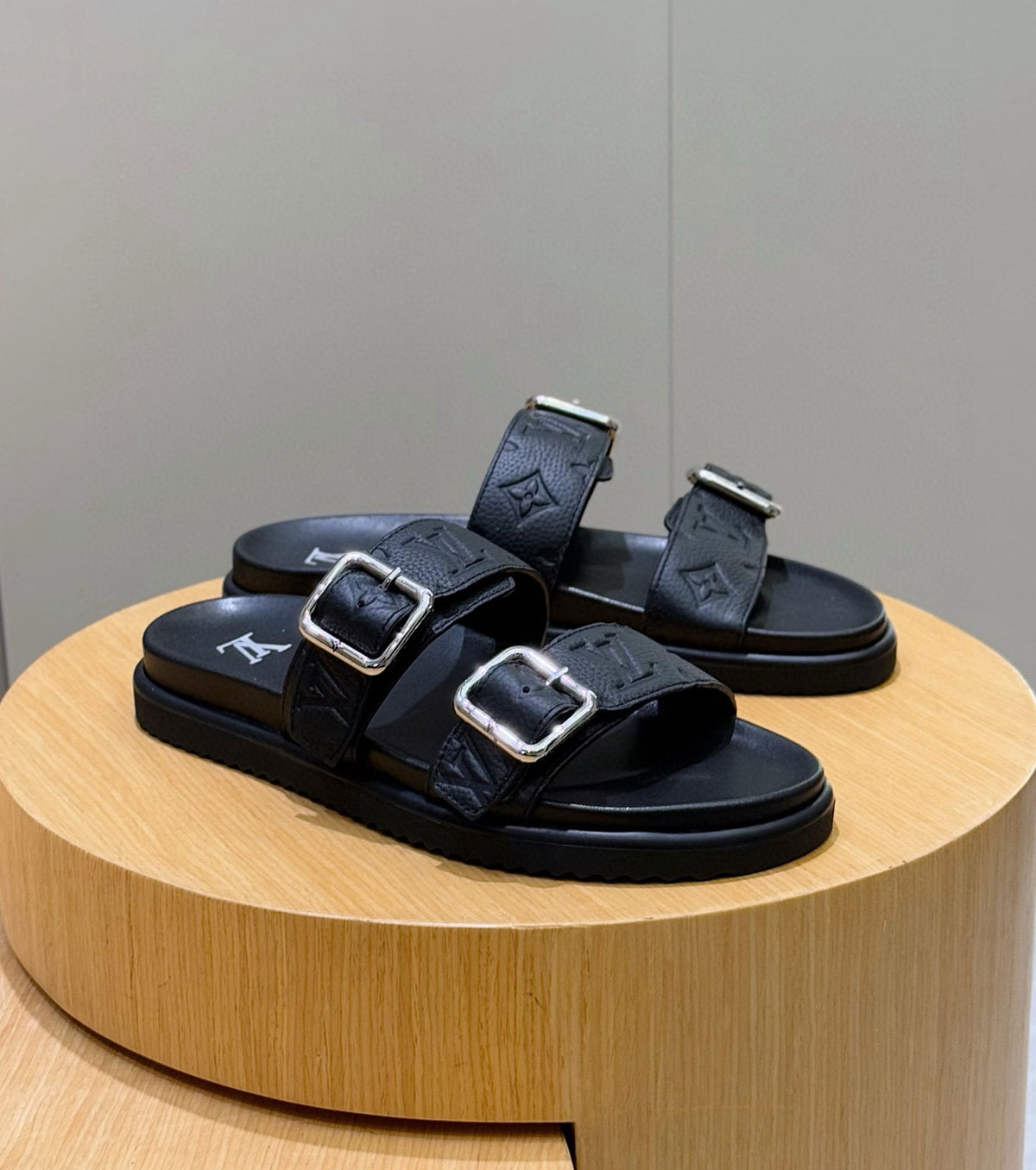 Venice Mule