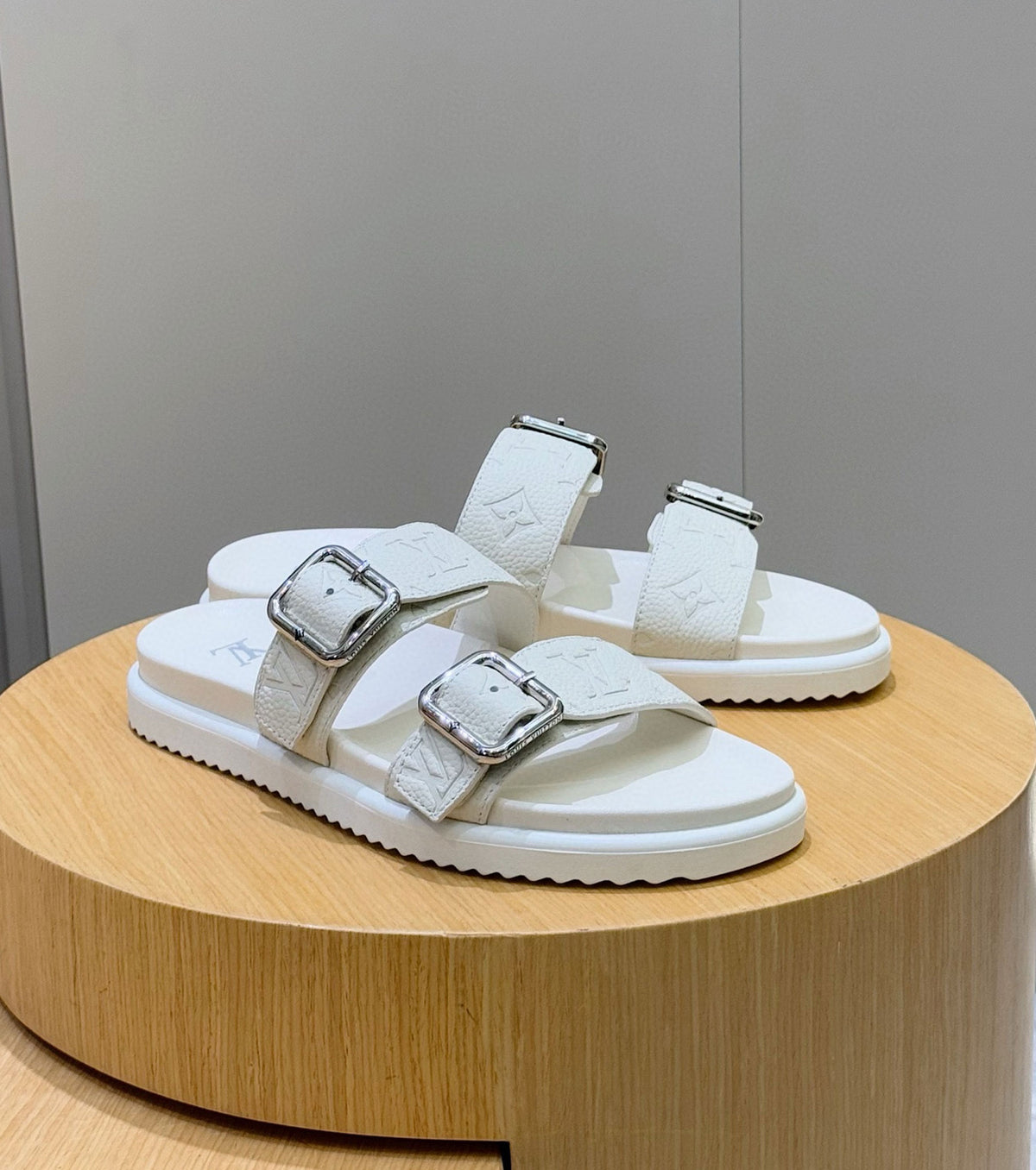 Venice Mule