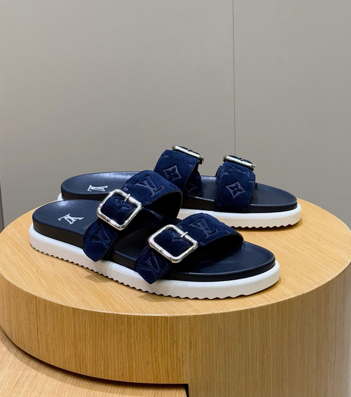 Venice Mule