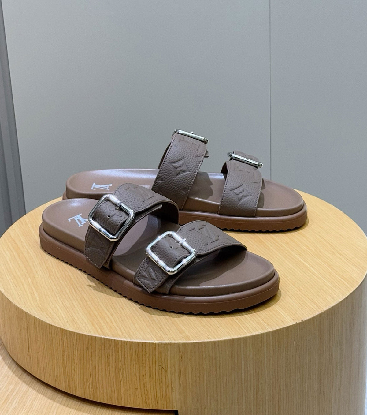 Venice Mule