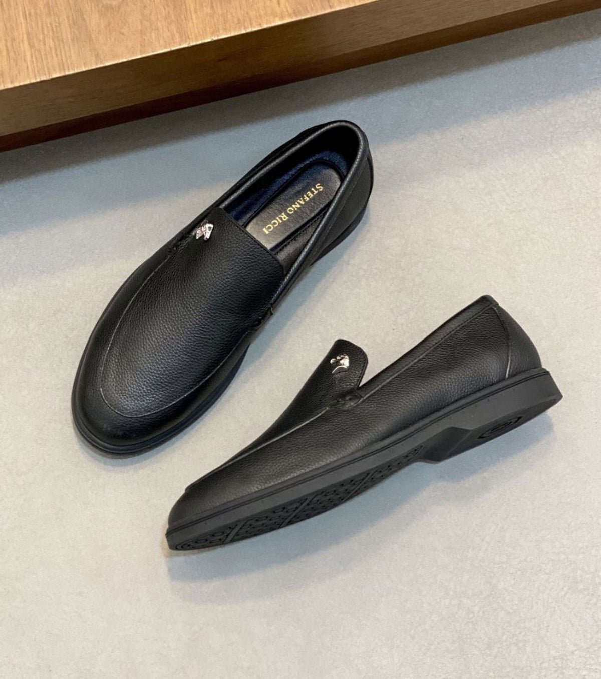 Leather loafer