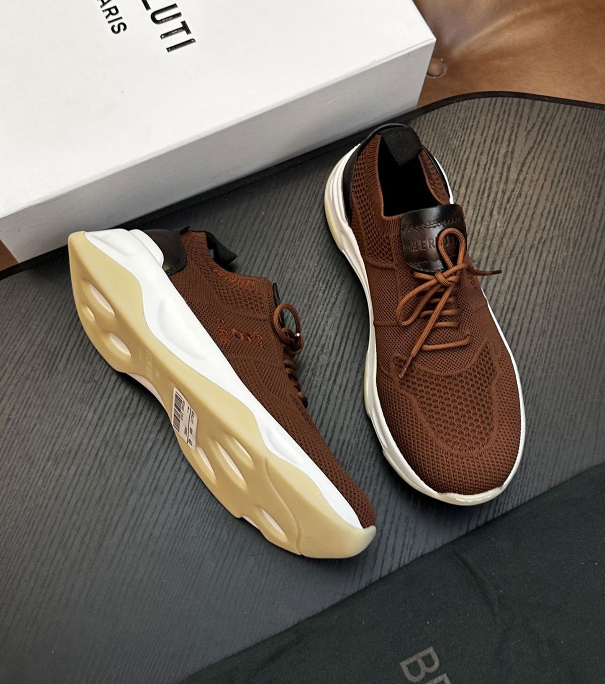 Shadow Sneaker