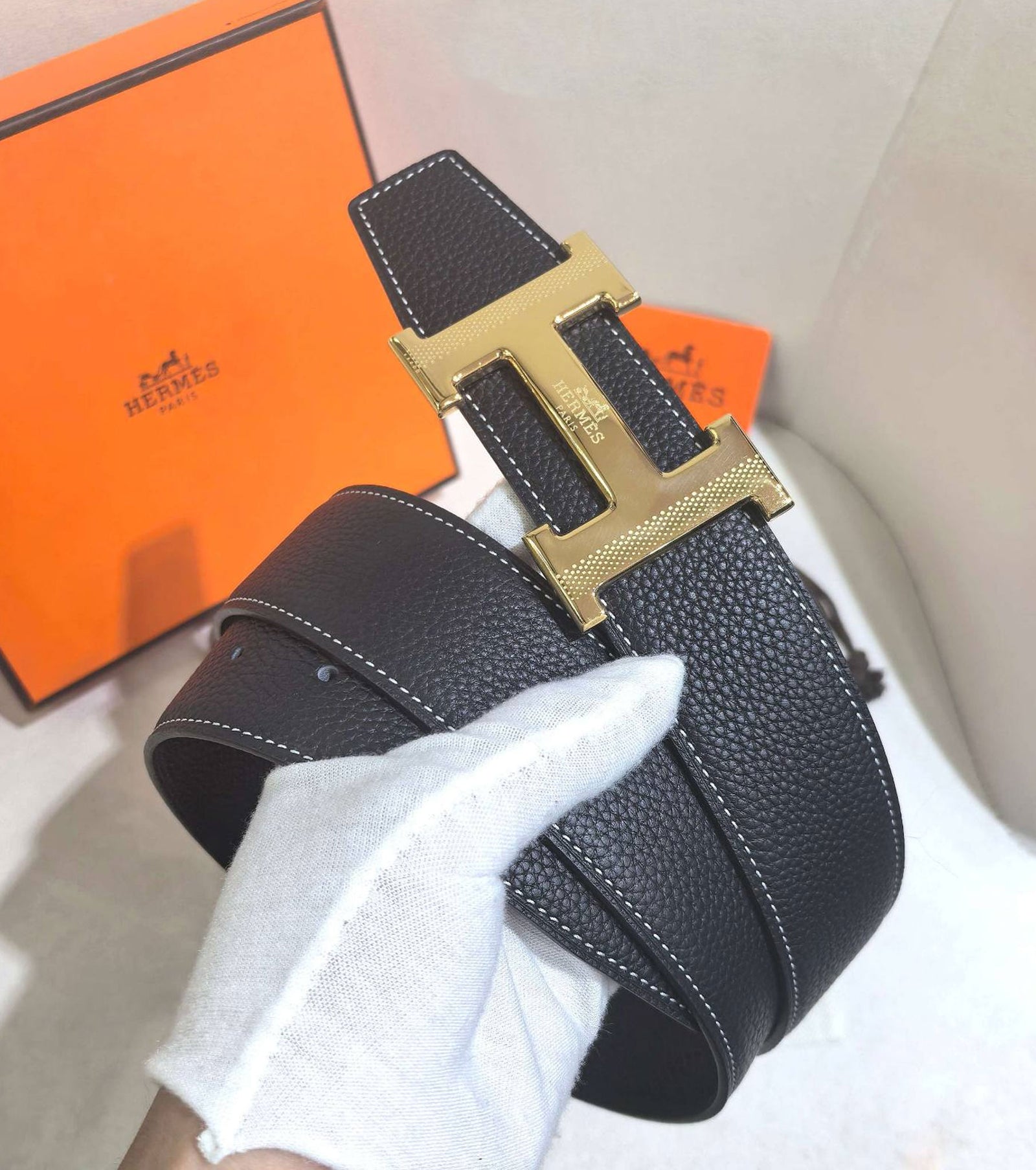 Reversible leather belt