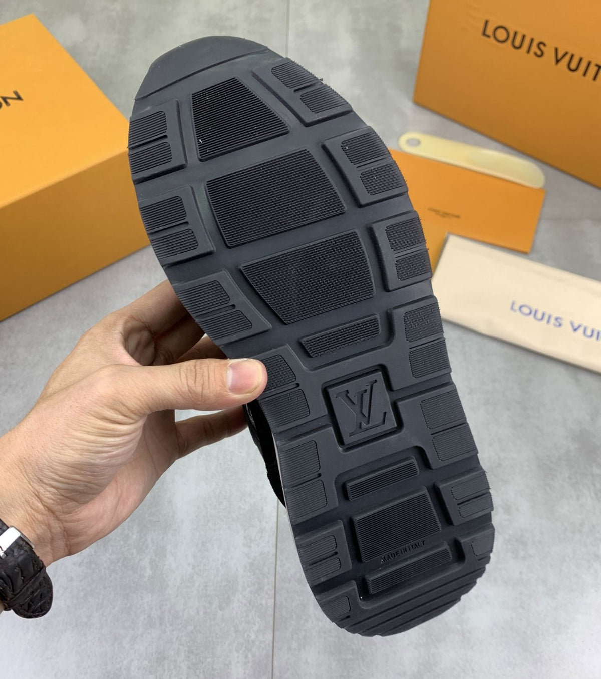 Men sneakers