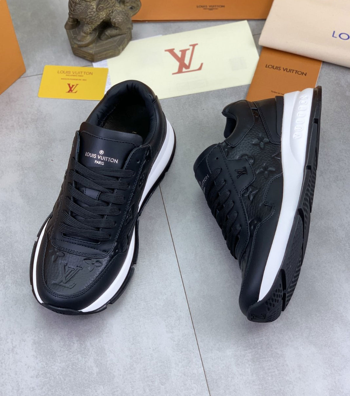 Men sneakers