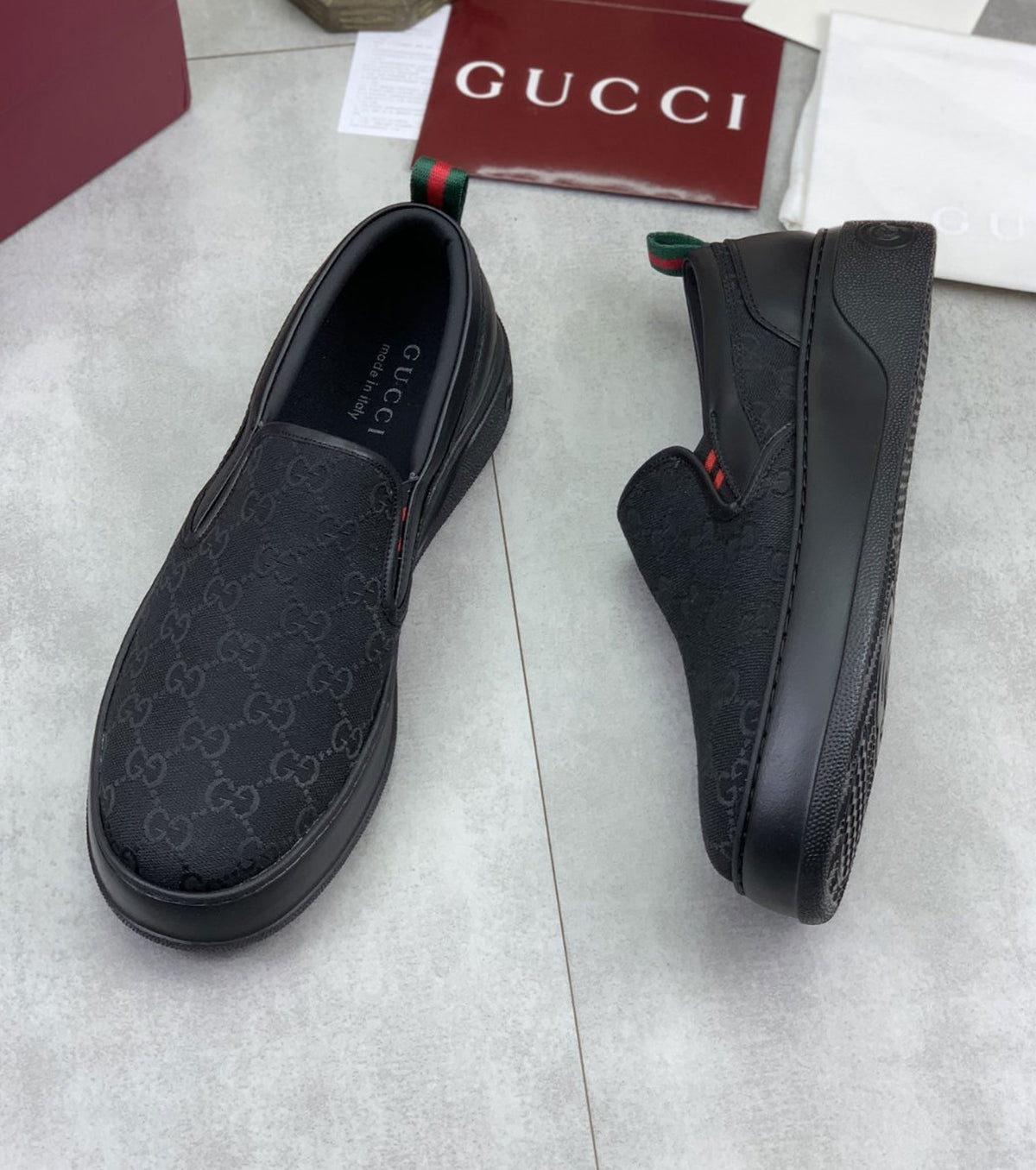 Slip-on Sneakers