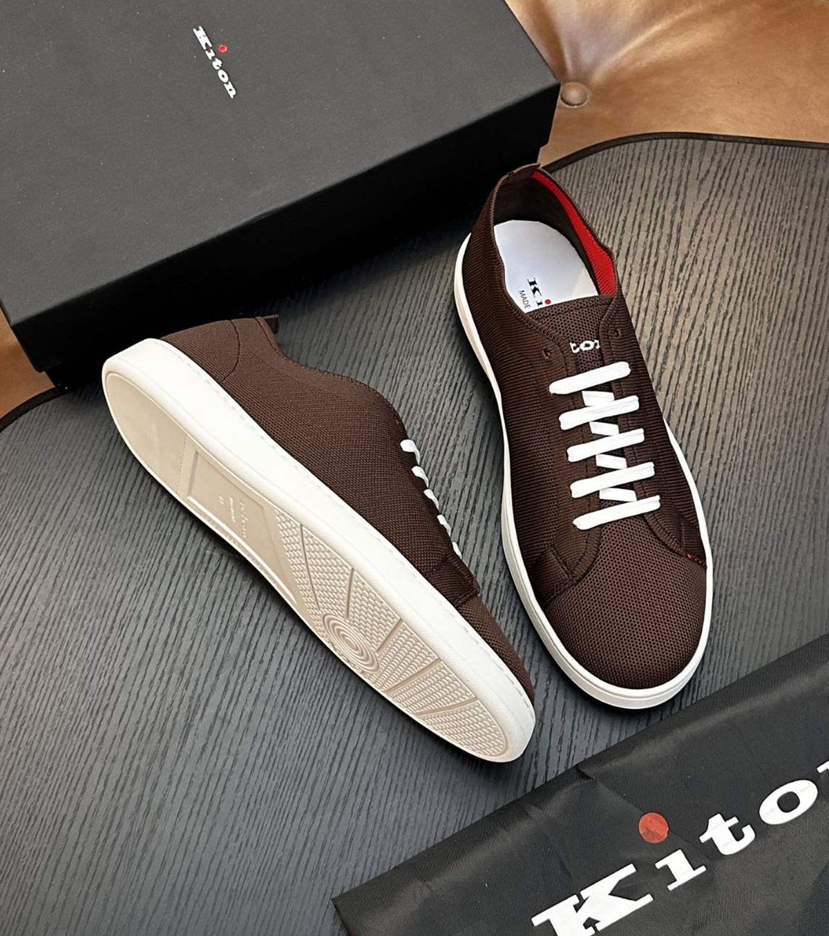Men sneakers