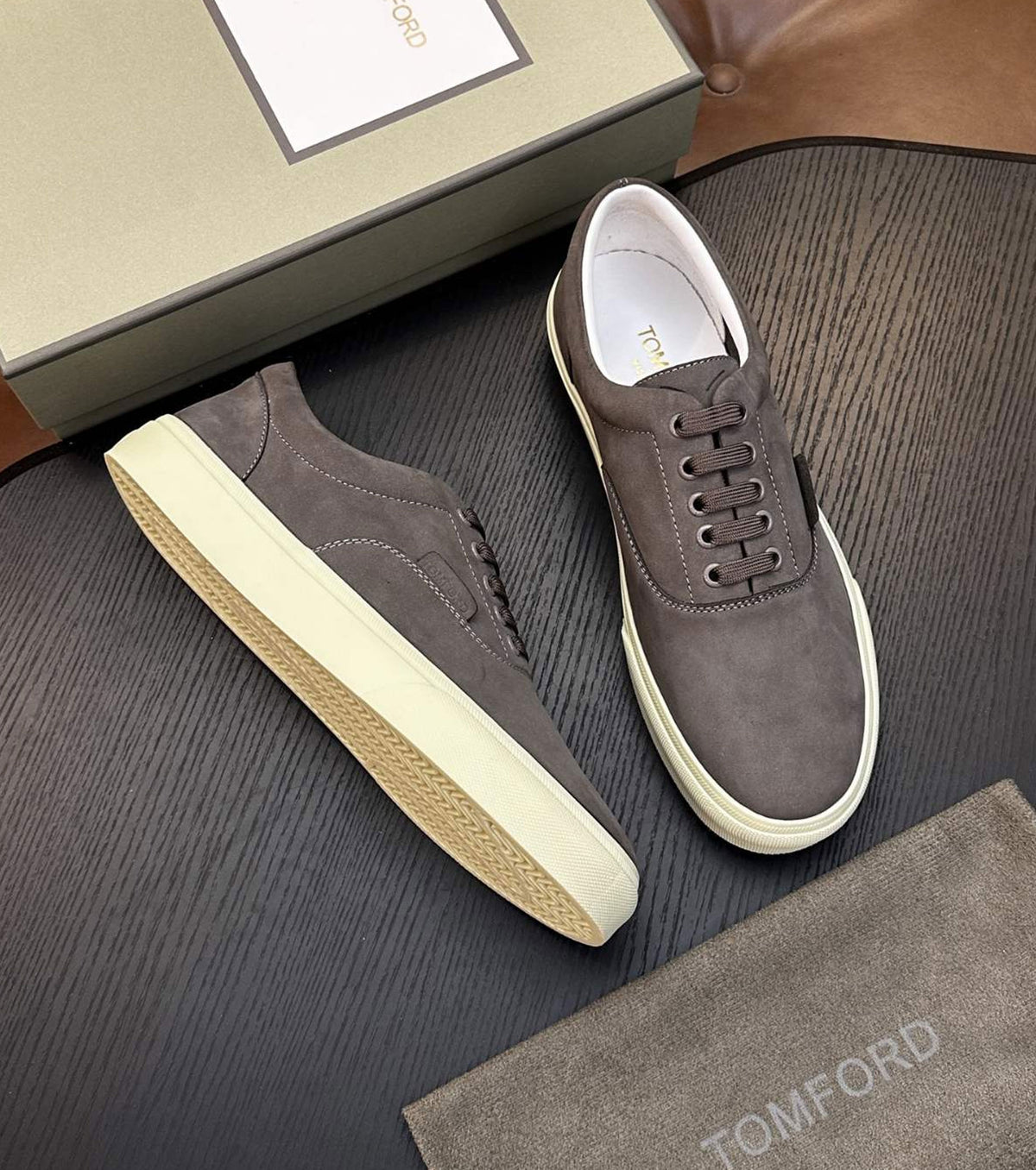 Men sneaker