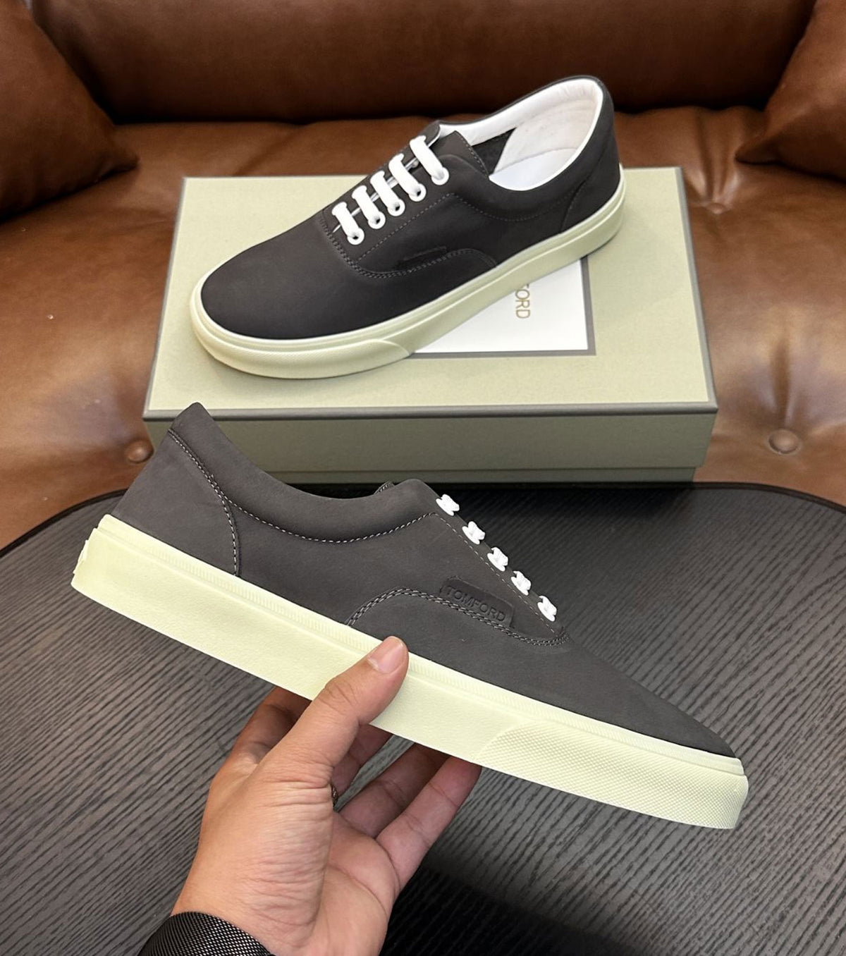 Men sneaker