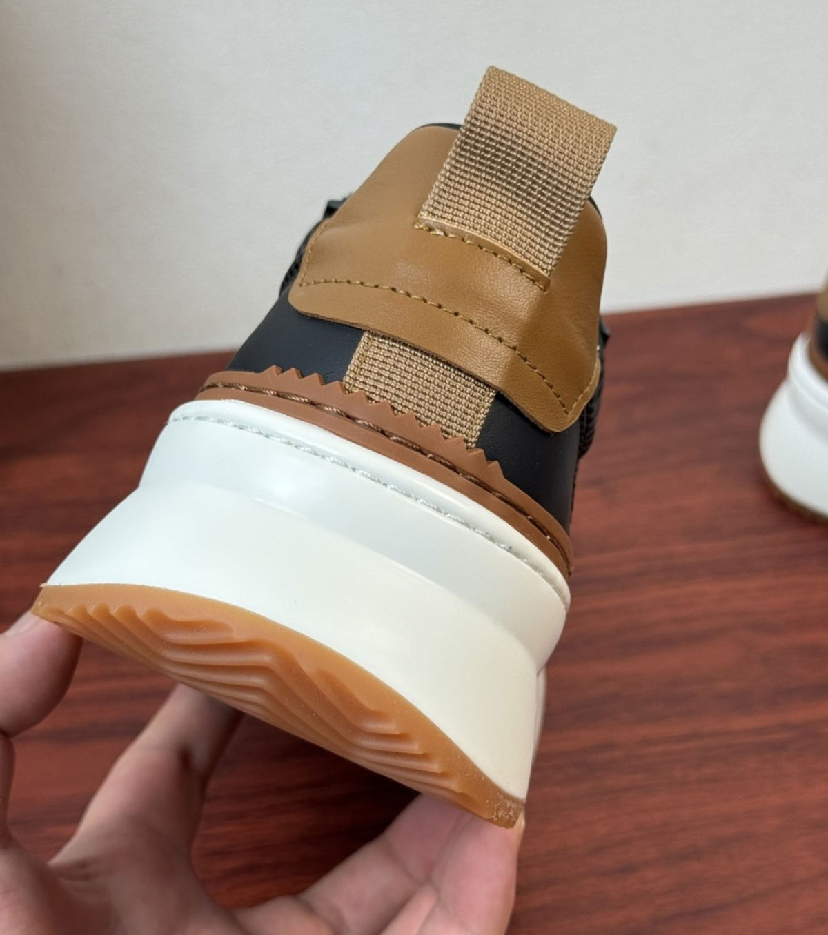 Leather sneakers