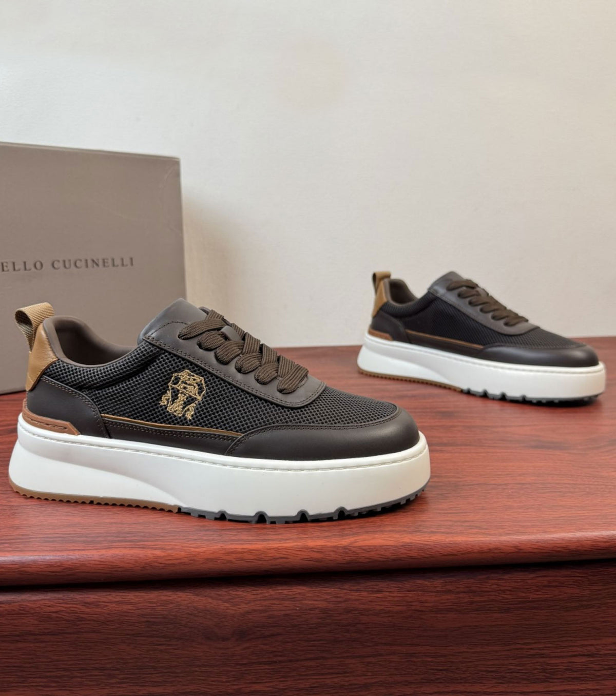 Leather sneakers