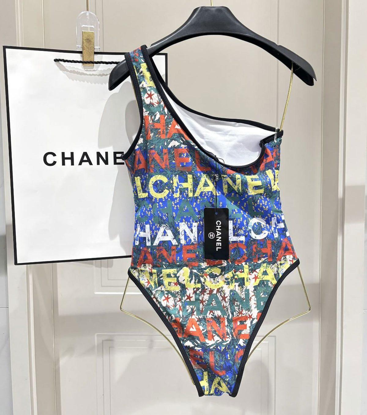 ONE-PIECE SWIMSUIT
