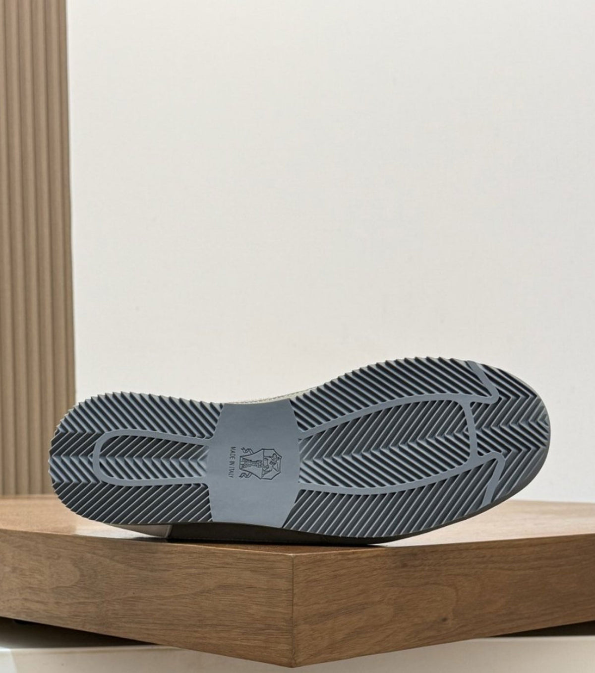 Men sneakers