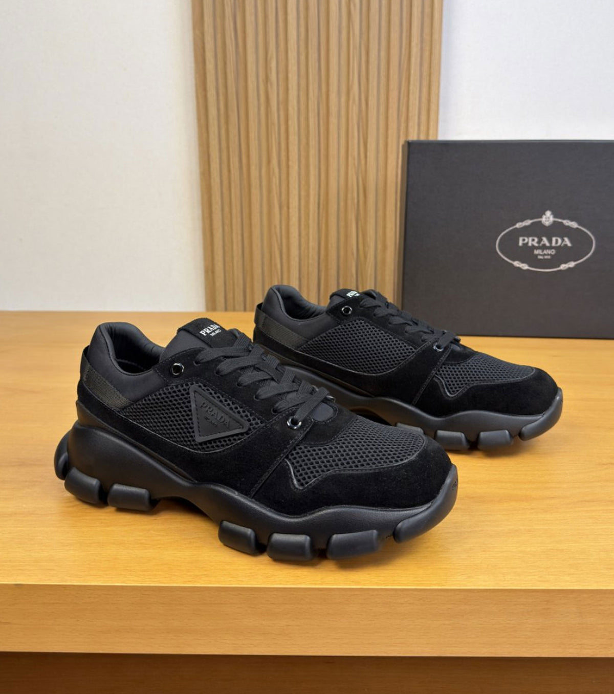 Men sneakers