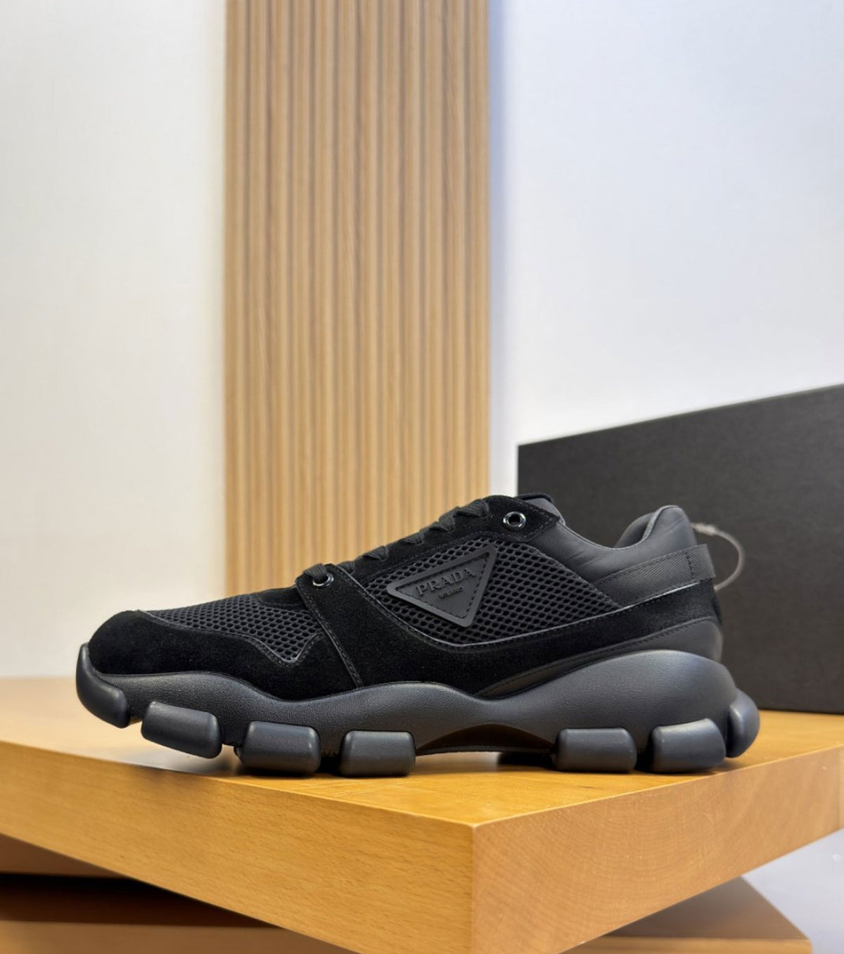Men sneakers