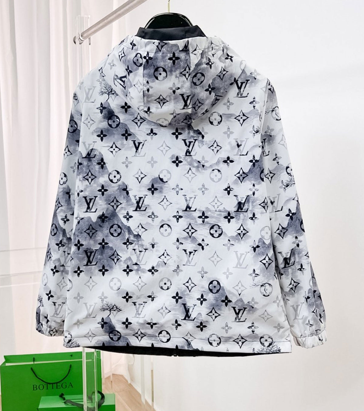 Reversible Light Jacket