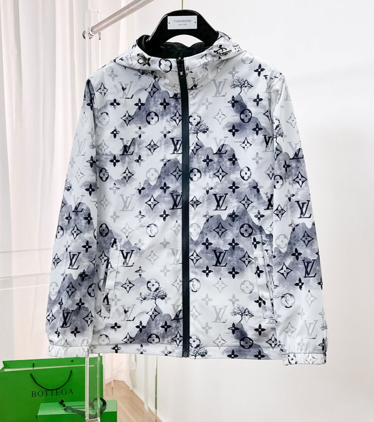 Reversible Light Jacket