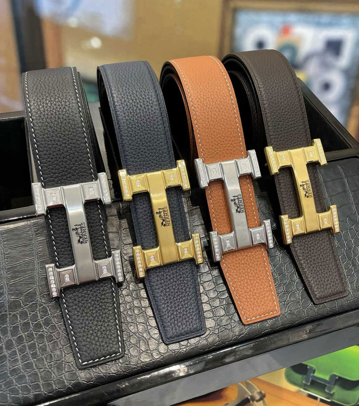 Reversible leather belt