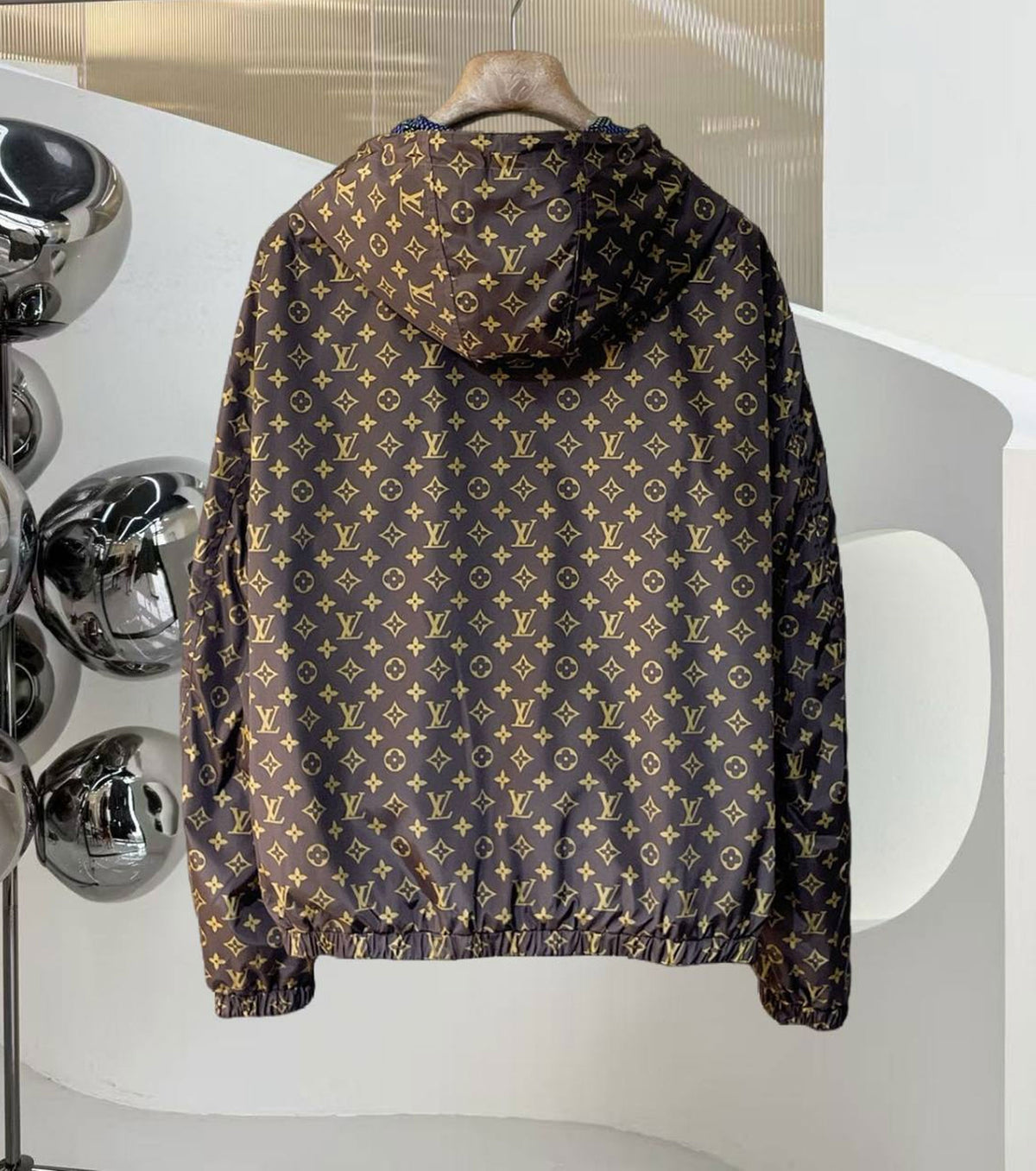 Reversible Light Jacket