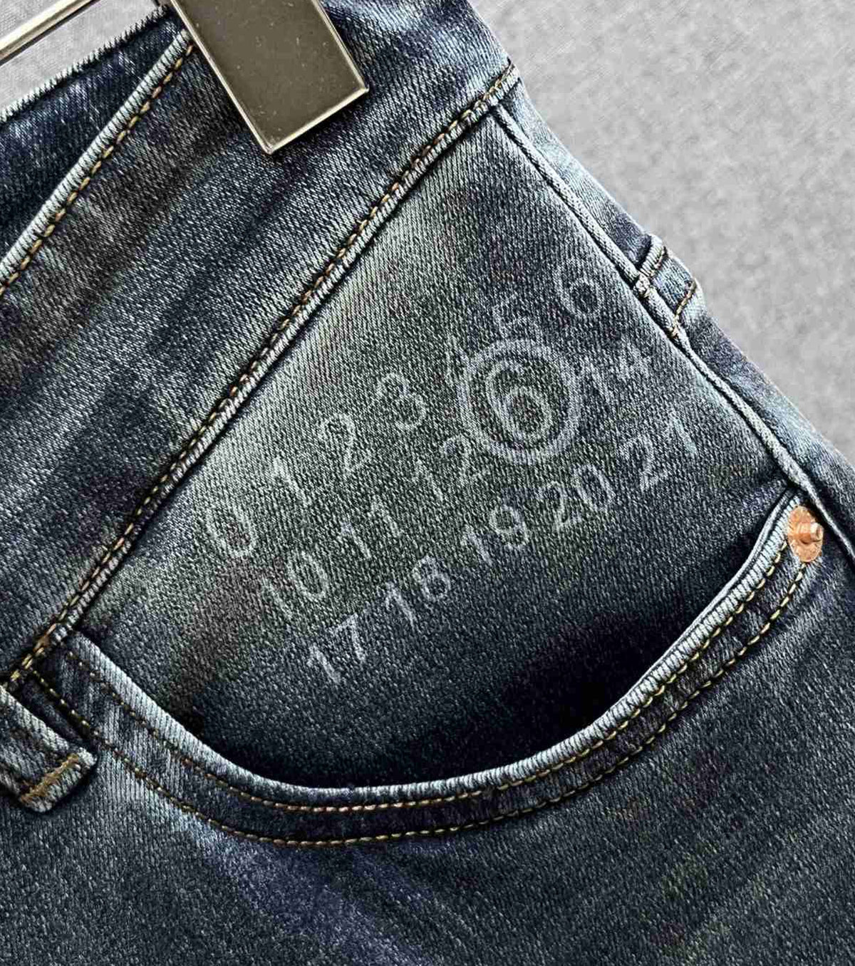 Men jeans
