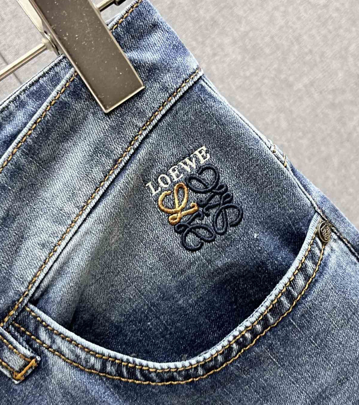 Men jeans