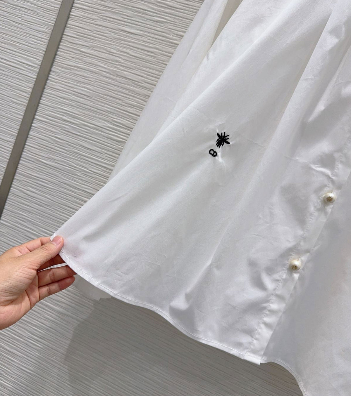 Women shirt