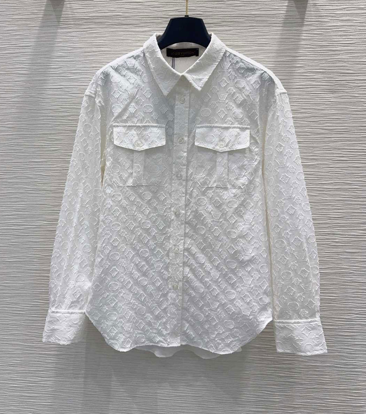 Women shirt