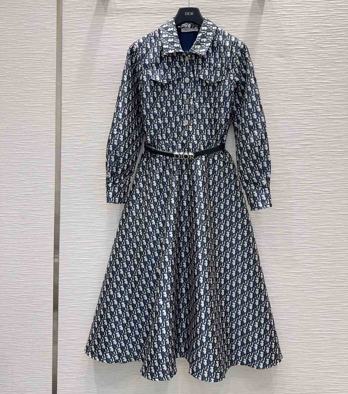 Oblique dress