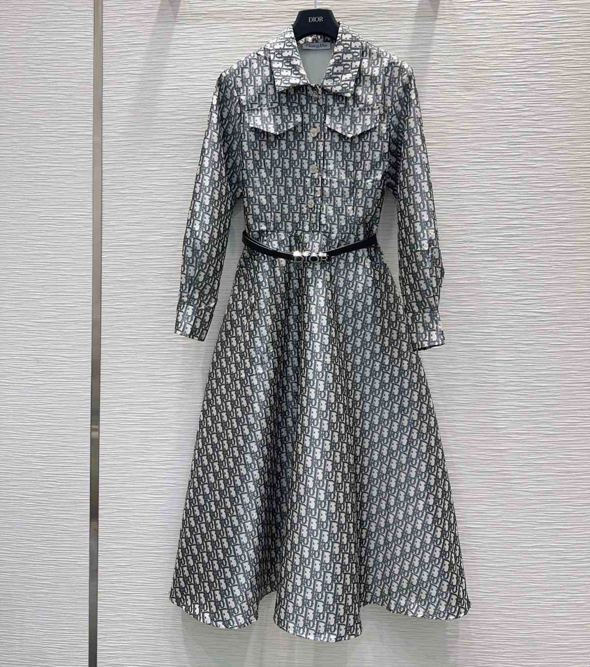 Oblique dress