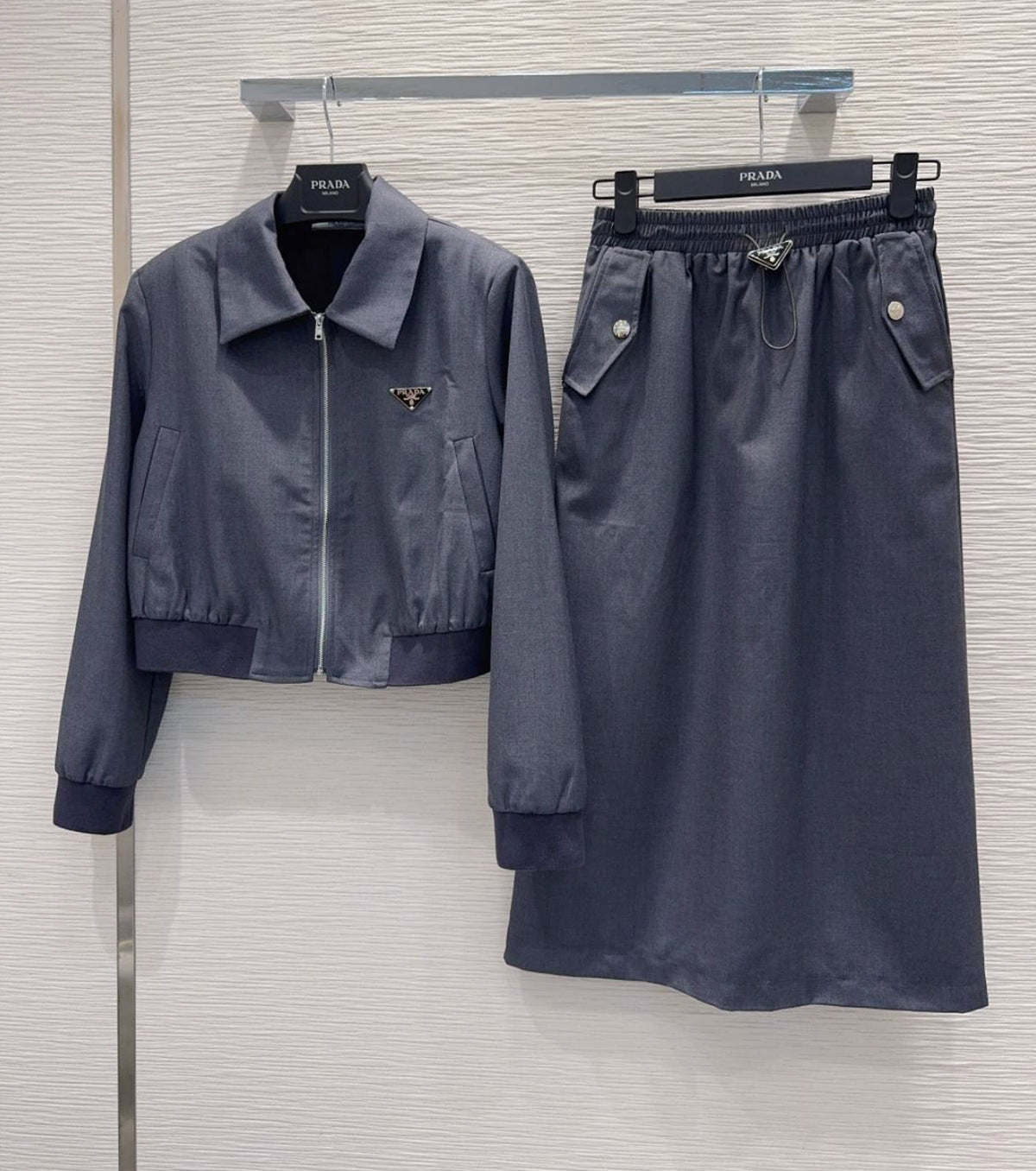 Women set