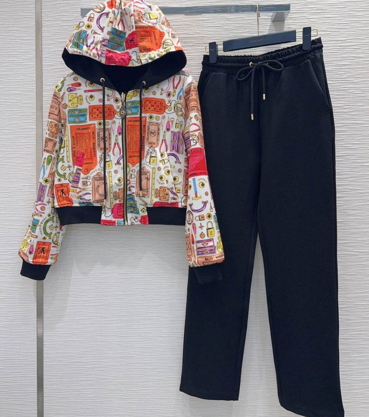 Women set