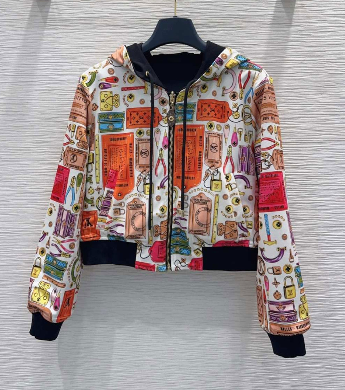 Women set