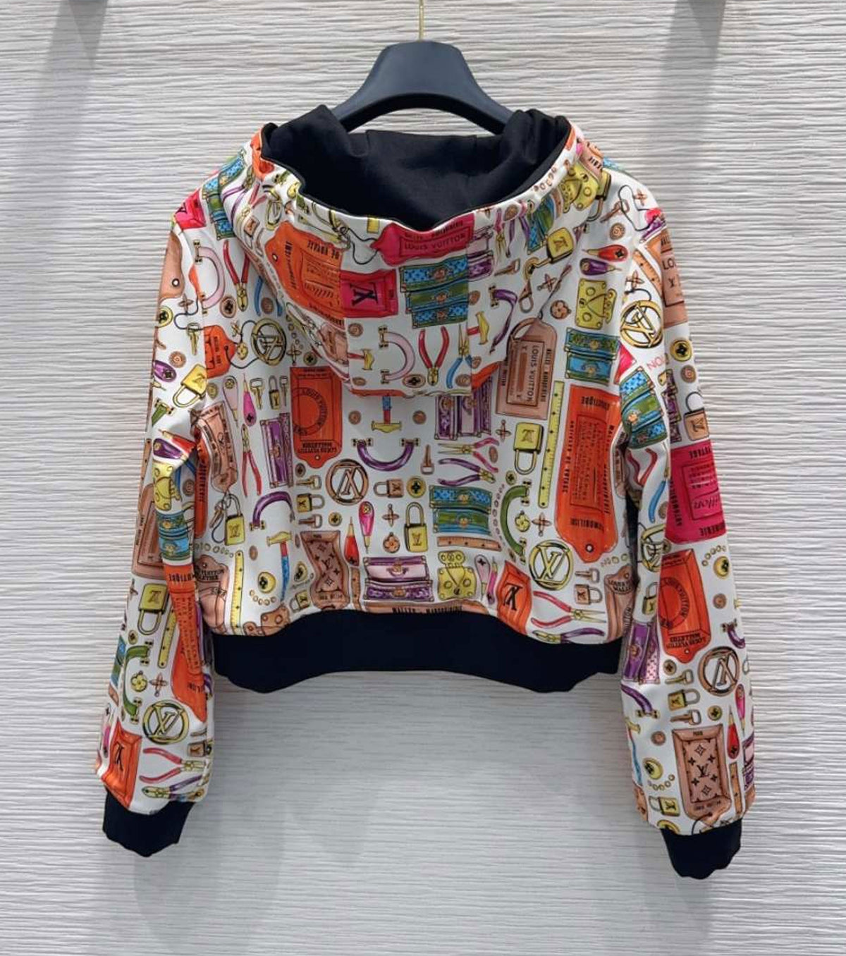 Women set