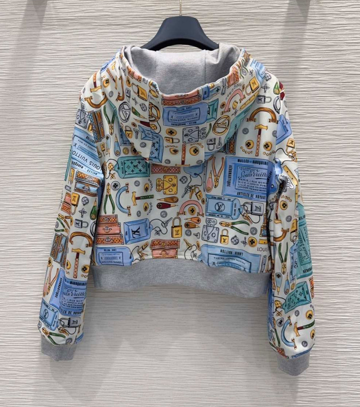 Women set