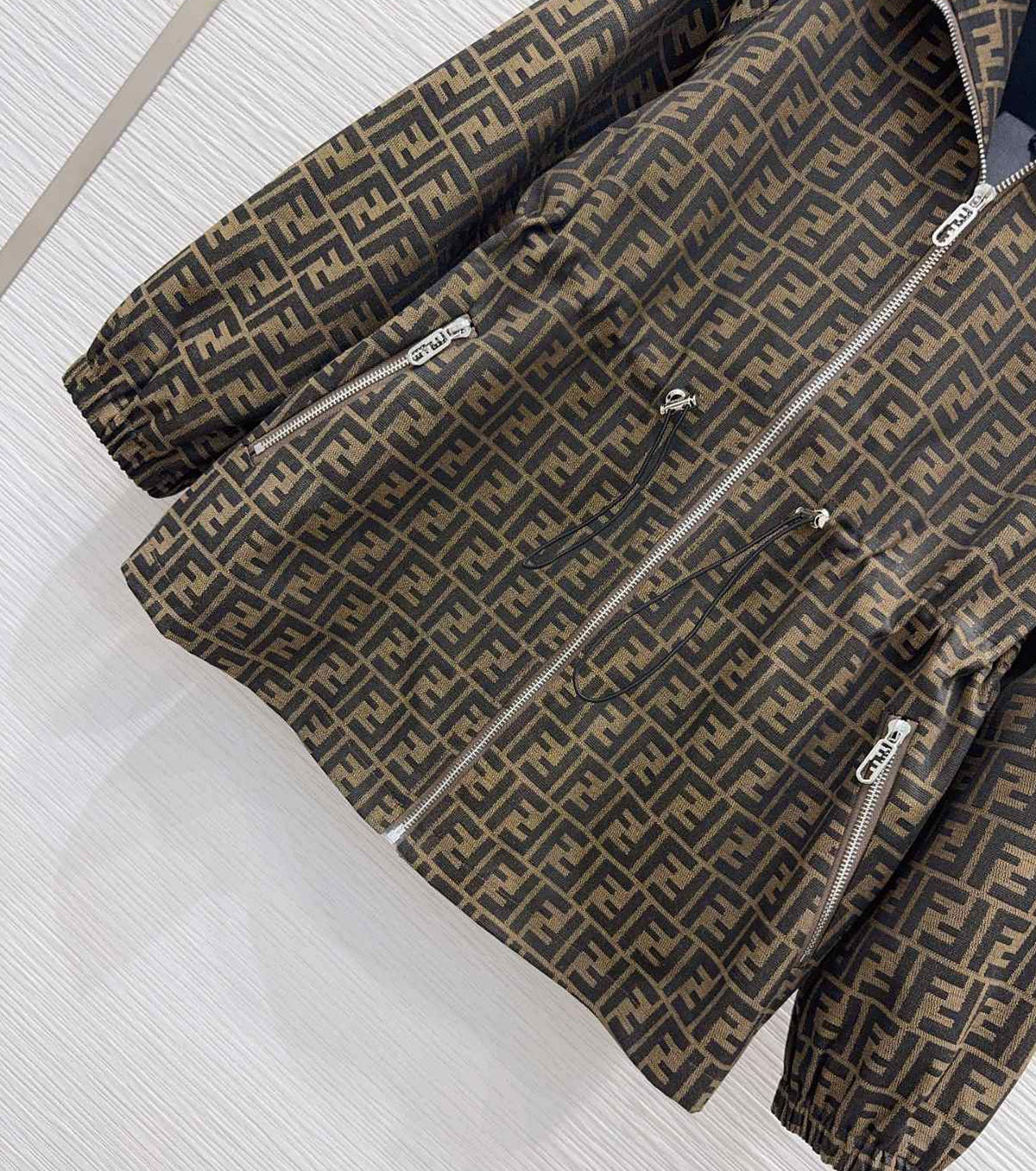 Women jacket