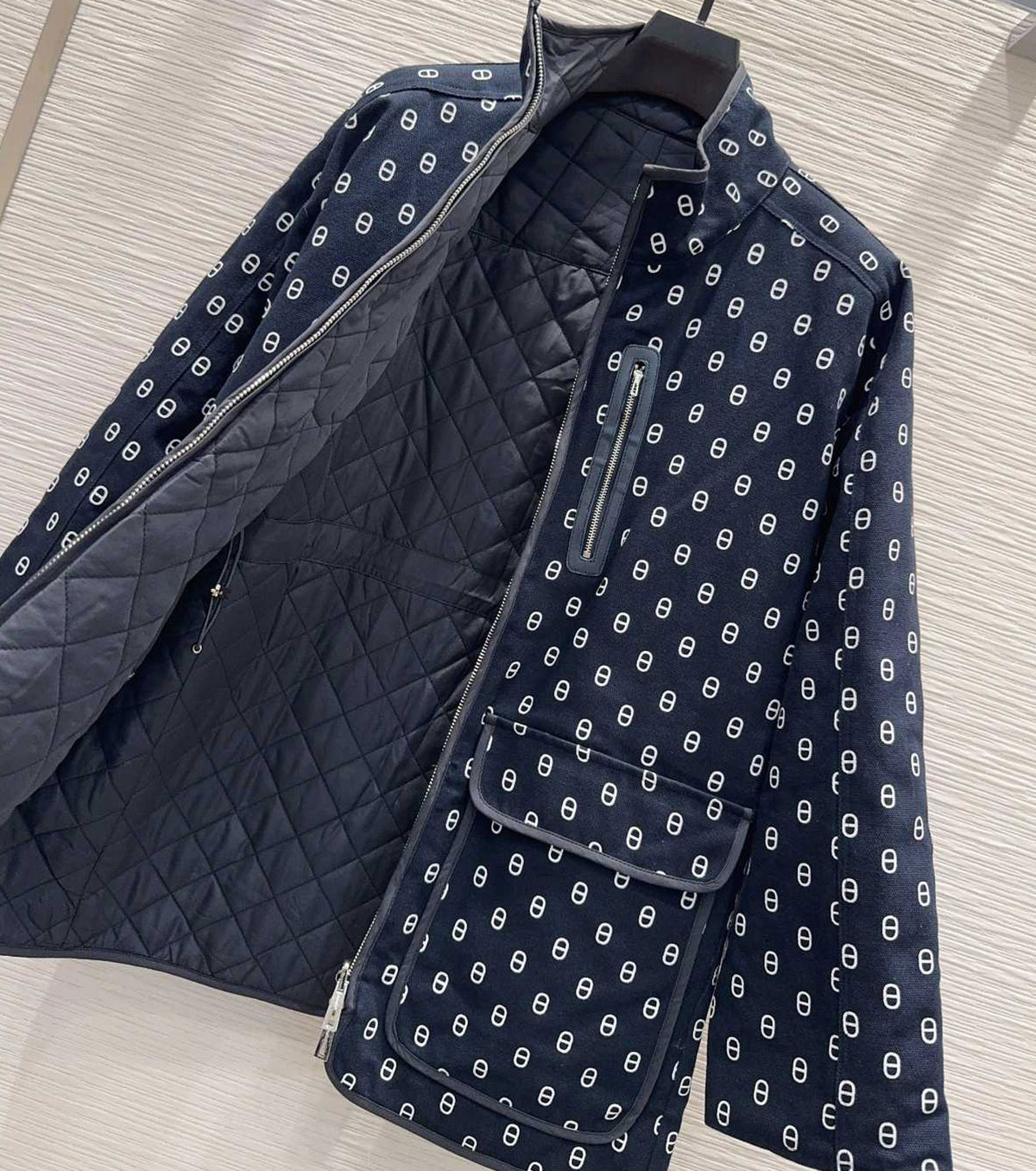 Women reversible jacket