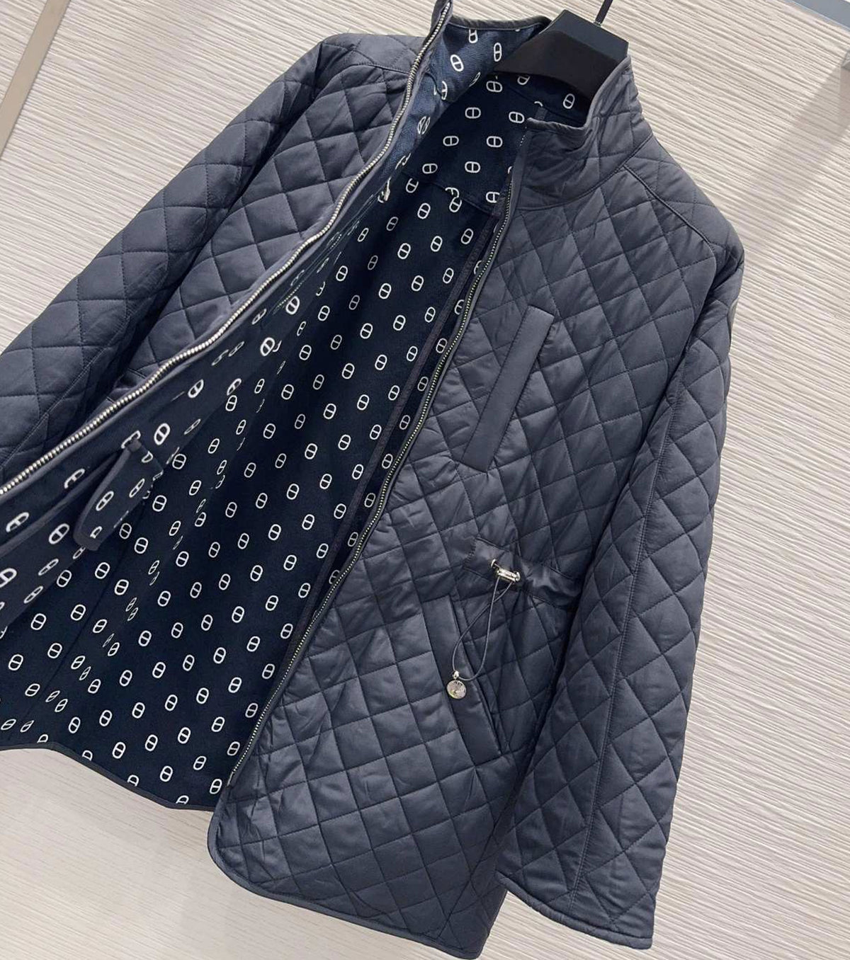 Women reversible jacket