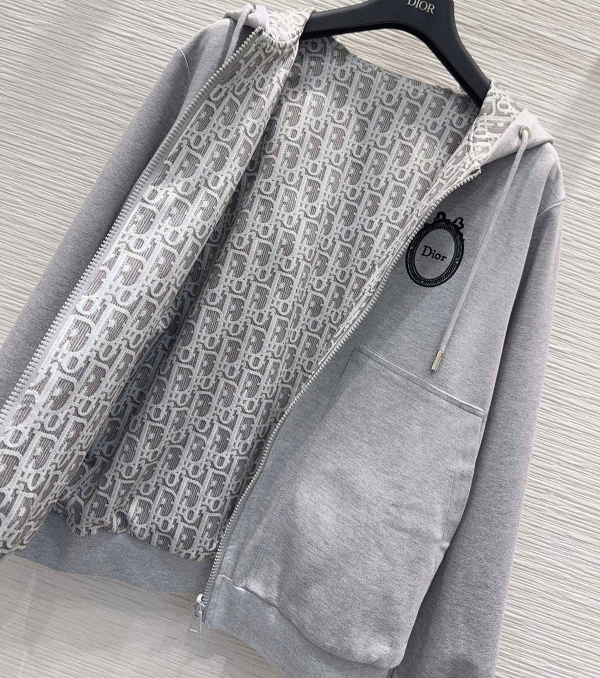 Women set
