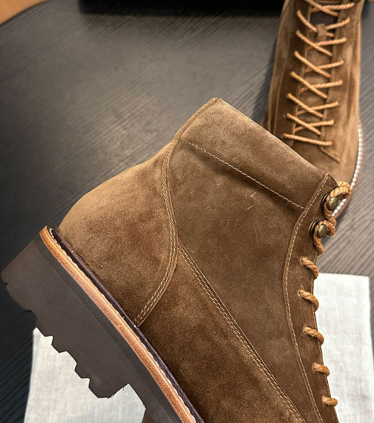 Suede urban outdoor boots
