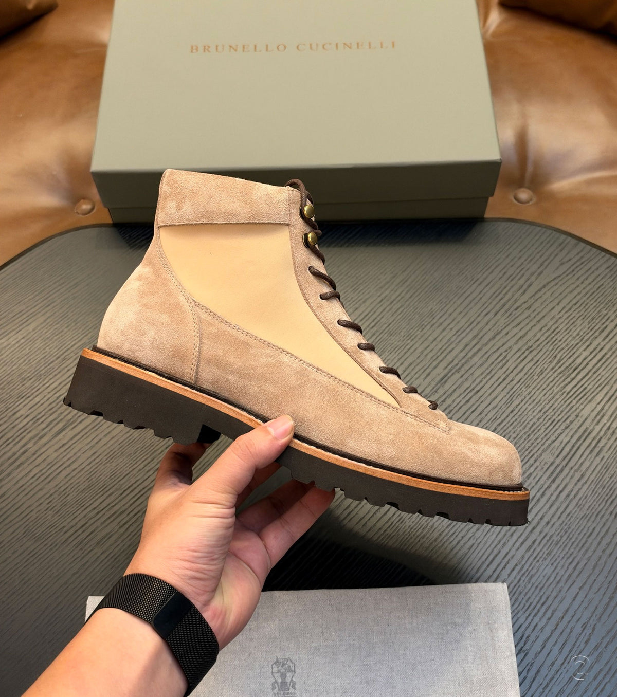 Suede urban outdoor boots