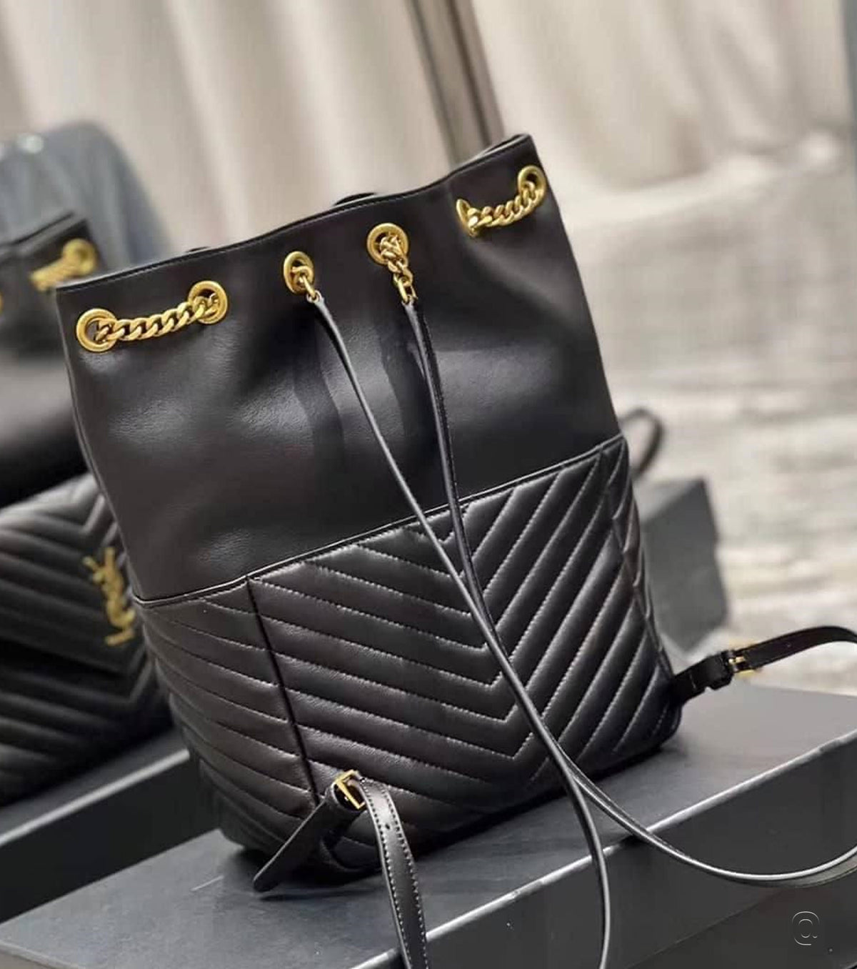 Joe leather backpack