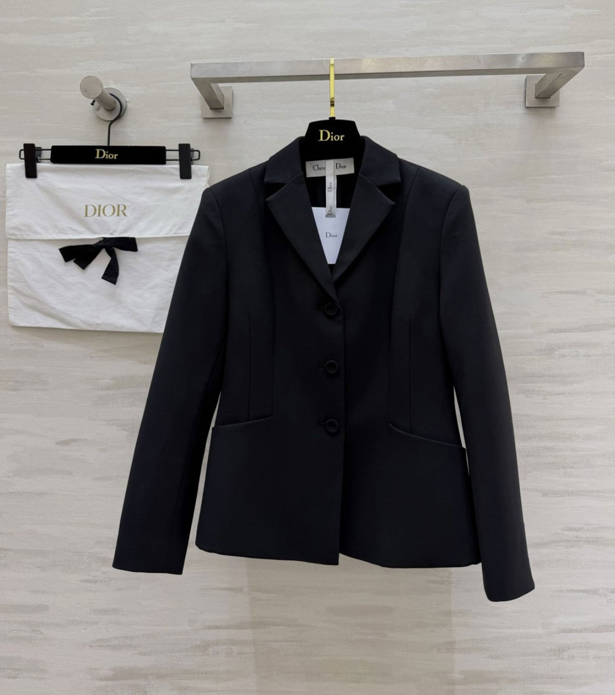 Women set